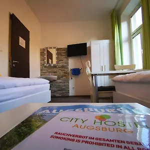 City Hostel Albergue